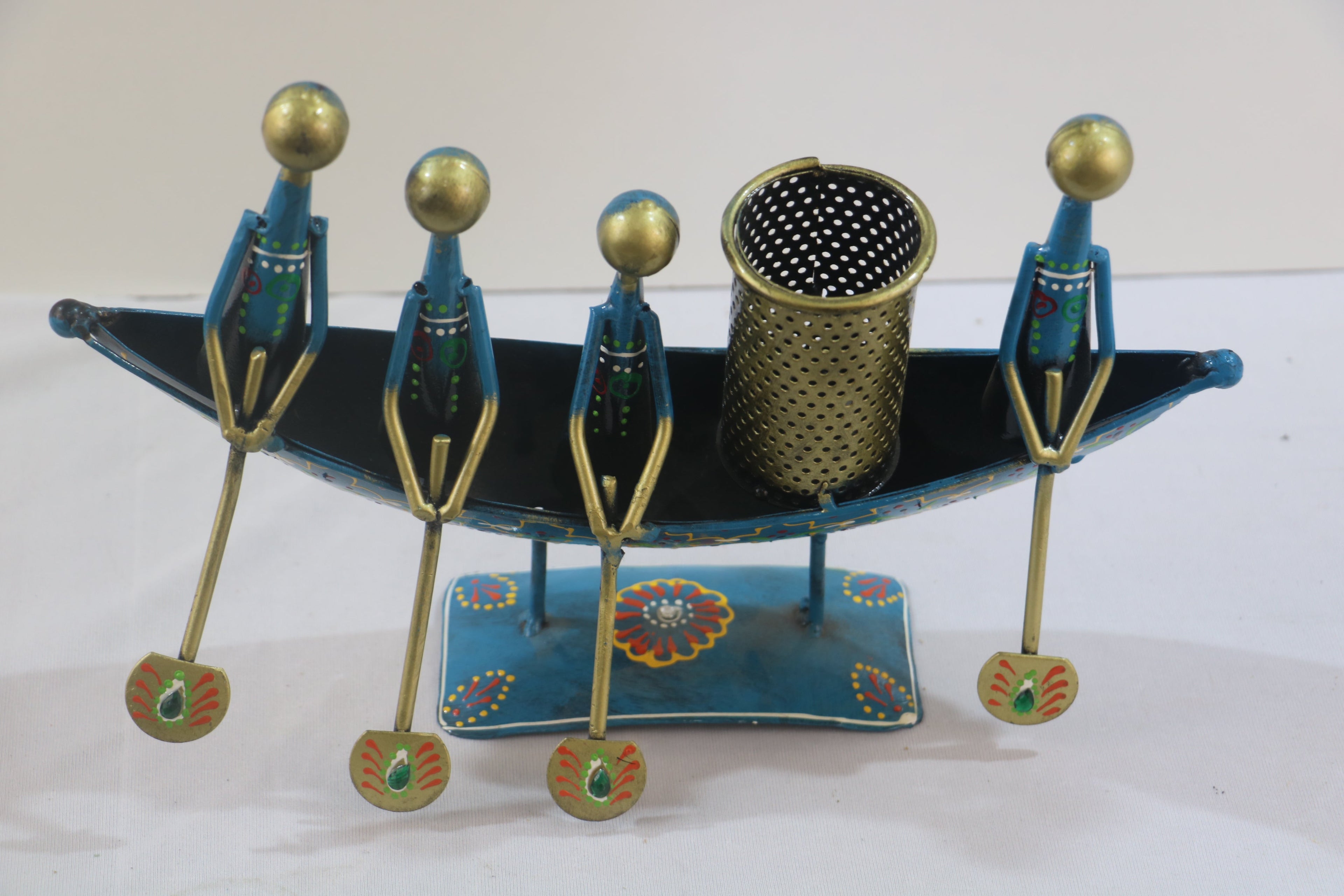 Iron Hand Painted Ship Pen Stand