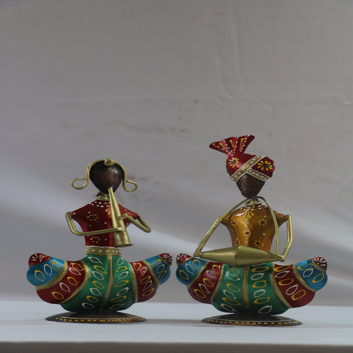 Iron Hand Painted Pair Musicians Set Of 2