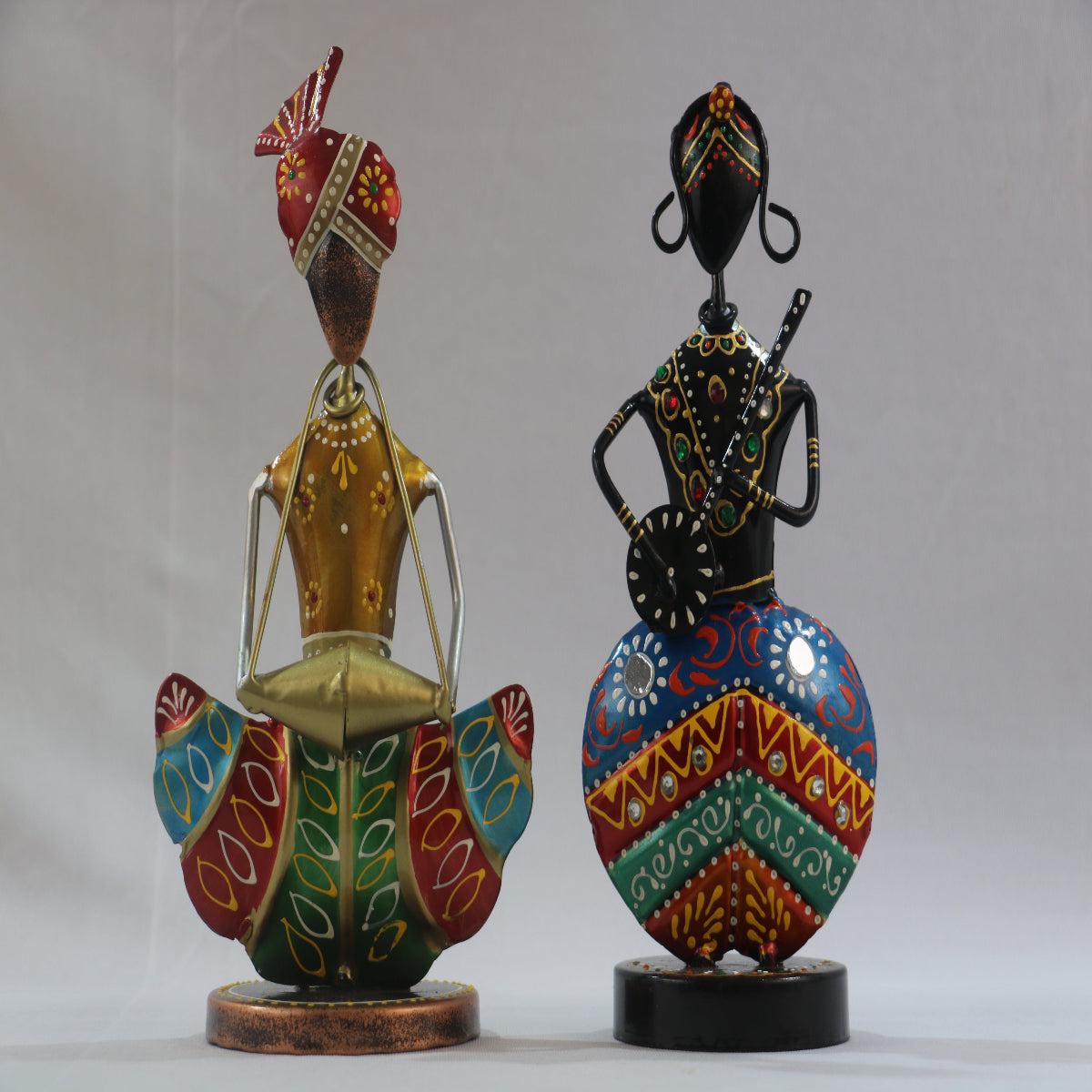 Iron Hand Painted Pair Musicians Set Of 2